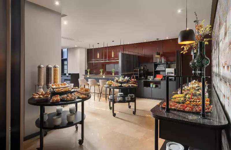 Fotos del hotel Golden Tulip Victoria Bucharest:  18