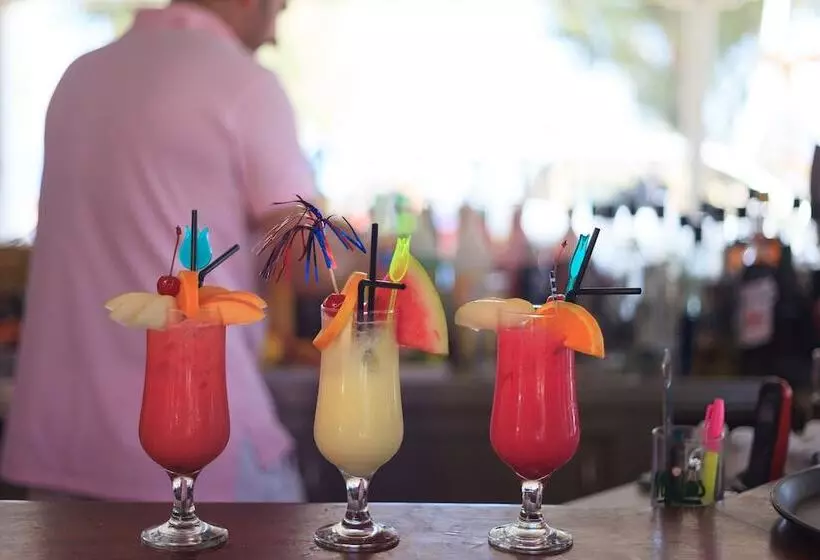 Fotos del hotel Sellada Beach:  12