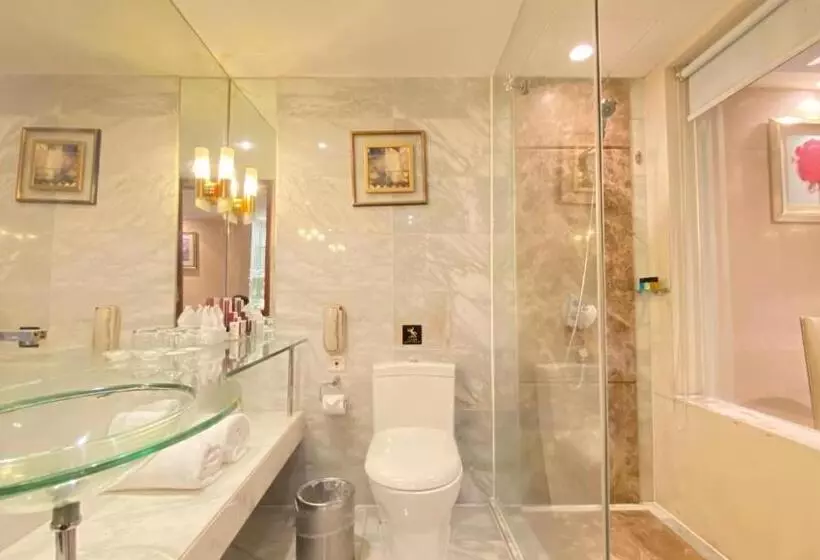 Fotos del hotel President:  5