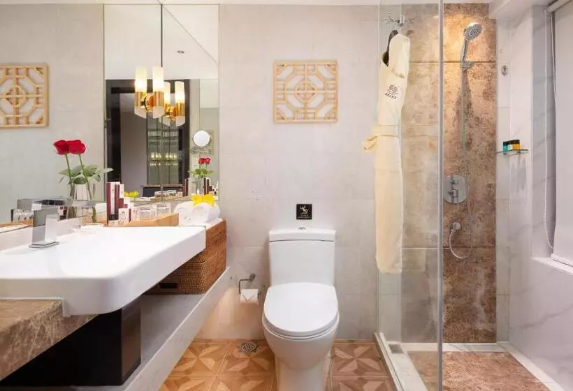 Fotos del hotel President:  7