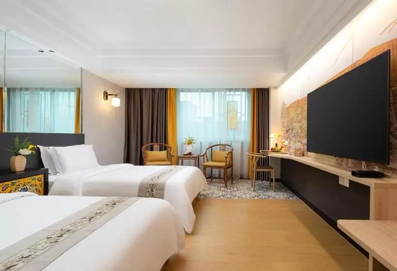 Fotos del hotel President:  6