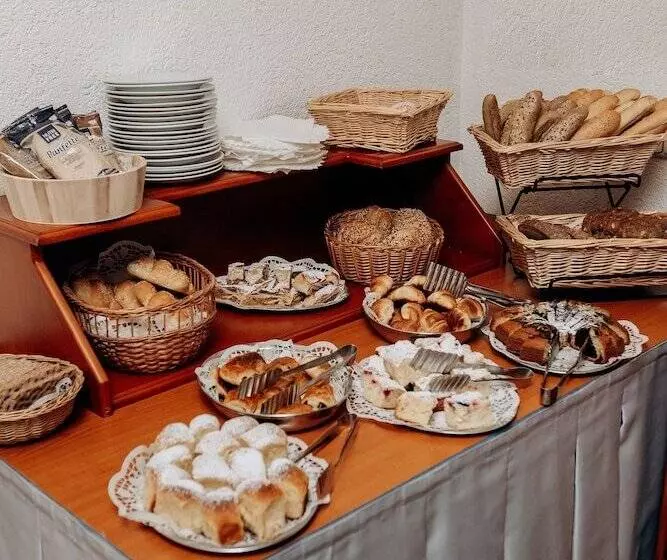 Fotos del hotel Alton:  25