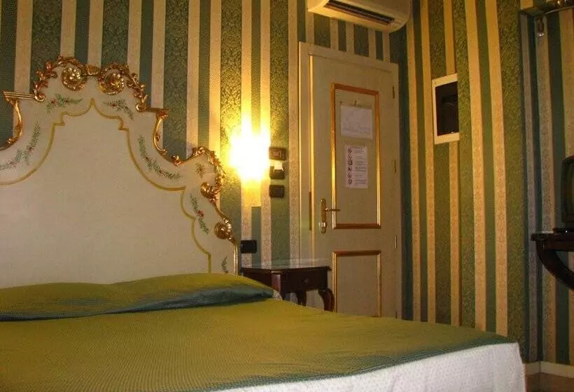 Fotos del hotel Belle Epoque:  12