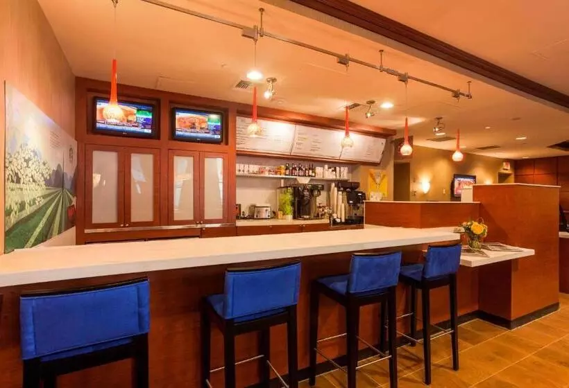 Fotos del hotel Courtyard Boston Copley Square:  7