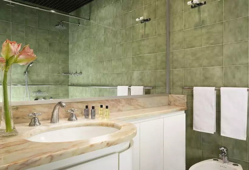 Fotos del hotel Unaway Hotel & Residence Contessa Jolanda Milano:  44