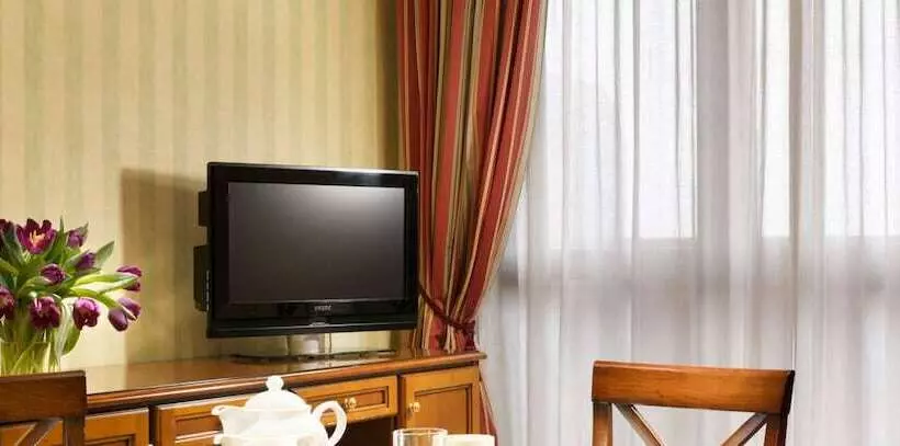 Fotos del hotel Unaway Hotel & Residence Contessa Jolanda Milano:  36