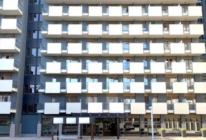 Fotos del hotel Unaway Hotel & Residence Contessa Jolanda Milano:  16