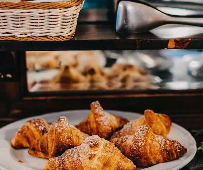 Fotos del hotel Costantinopoli 104:  5