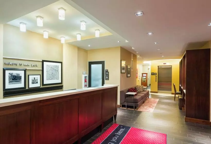 Fotos del hotel Hampton Inn Seaport Financial District:  3