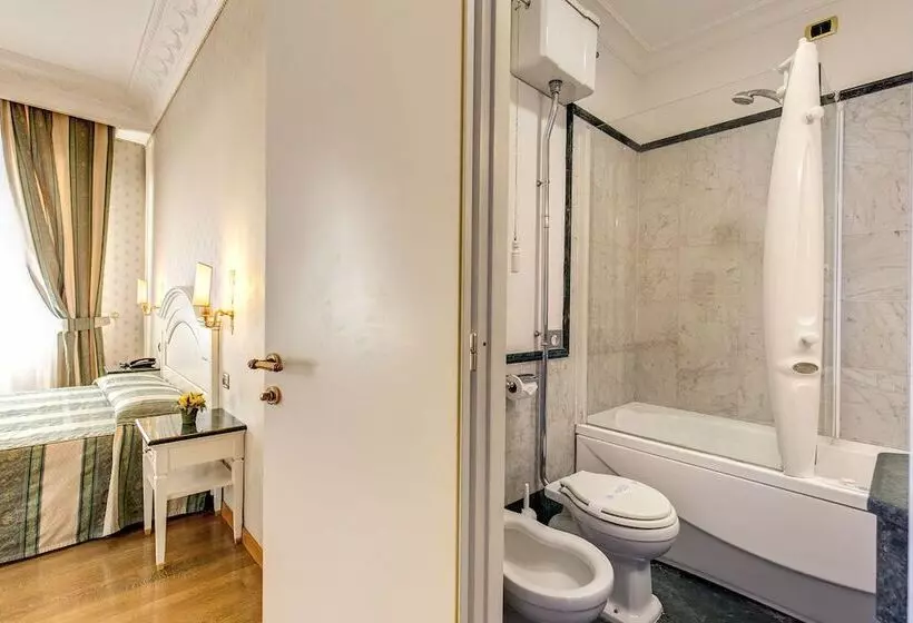 Fotos del hotel La Lumiere Di Piazza Di Spagna:  18