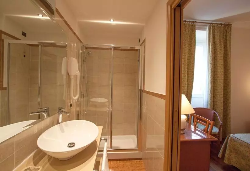 Fotos del hotel Laurentia:  11