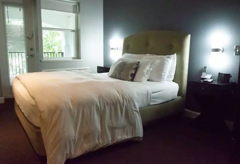 Fotos del hotel The Eo Inn  Downtown:  2