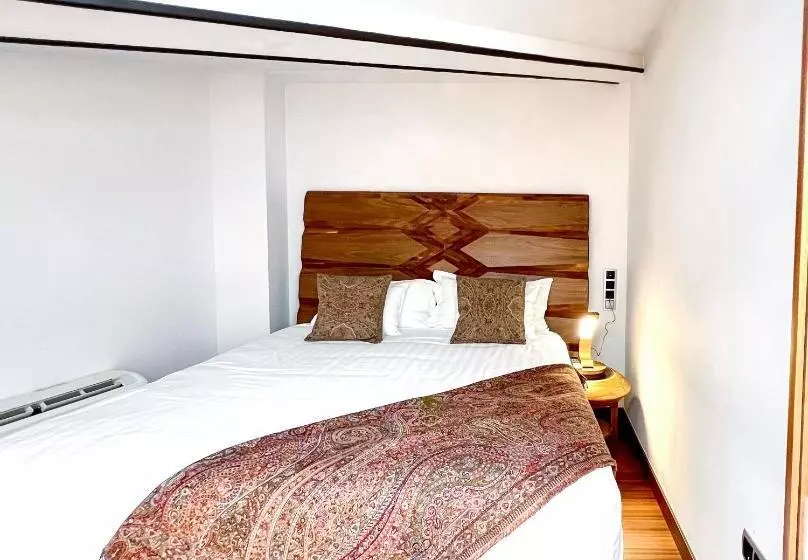Fotos del hotel Anahita Boutique:  17