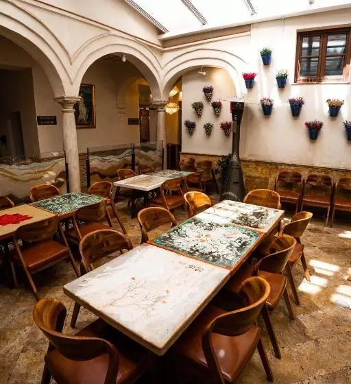Fotos del hotel Anahita Boutique:  2