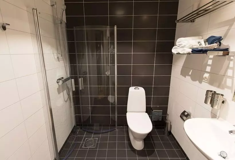 Fotos del hotel Spoton:  7