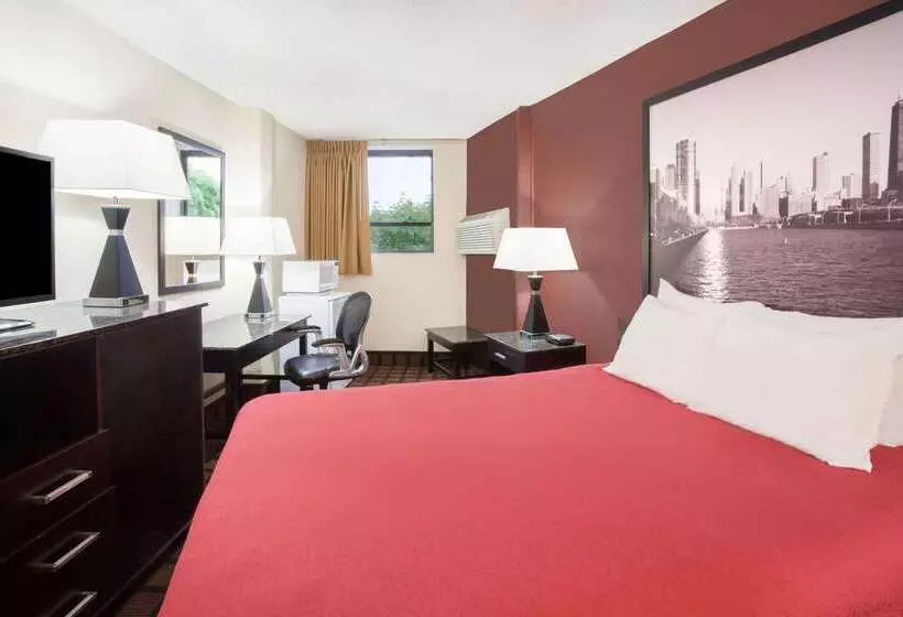 Fotos del hotel Super 8 By Wyndham Chicago Il:  24