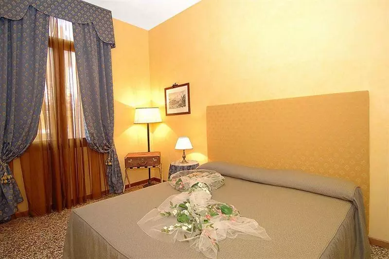 Fotos del hotel Residence Palazzo Odoni:  18