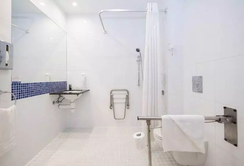 Fotos del hotel Holiday Inn Express Barcelonamontmeló, An Ihg:  6