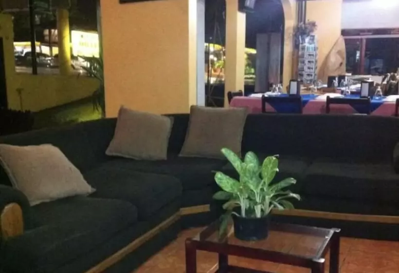 Fotos del hotel Luigis:  14