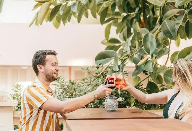 Fotos del hotel 4U Miranda:  10