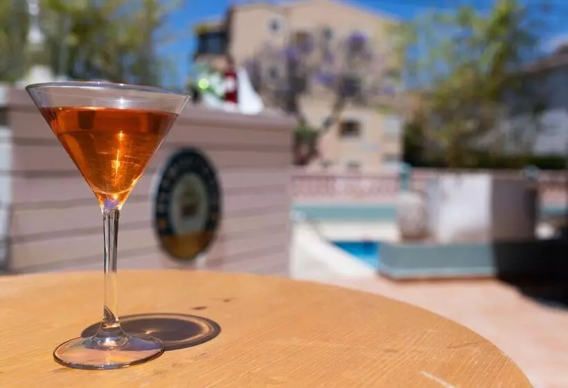 Fotos del hotel 4U Miranda:  3