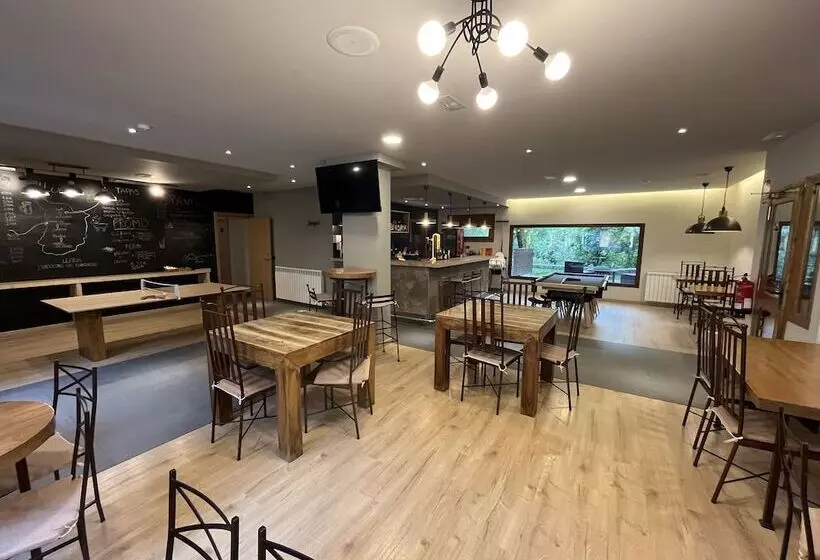 Fotos del hotel Els Encantats:  11