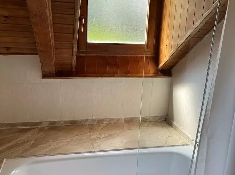 Fotos del hotel Els Encantats:  3