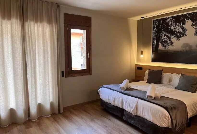 Fotos del hotel Els Encantats:  10