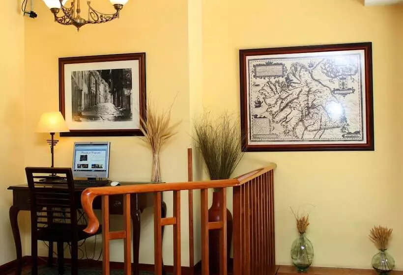 Fotos del hotel Pombal Rooms Santiago:  3