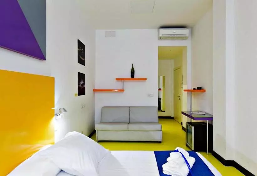 Correra 241 Lifestyle