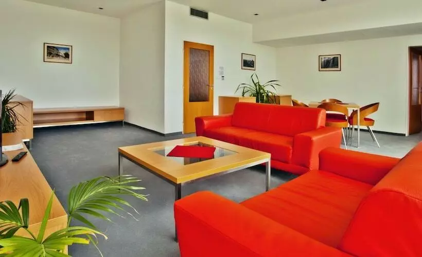 Fotos del hotel Avanti:  2