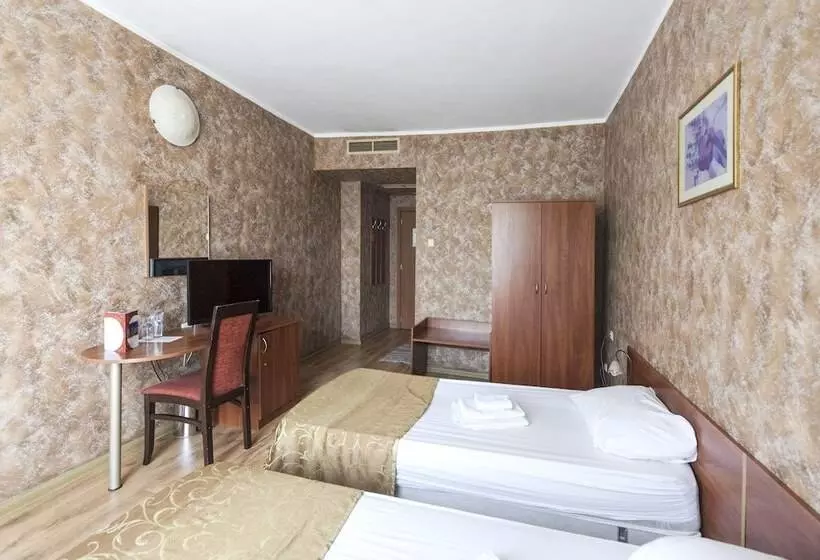 Fotos del hotel Akord:  2