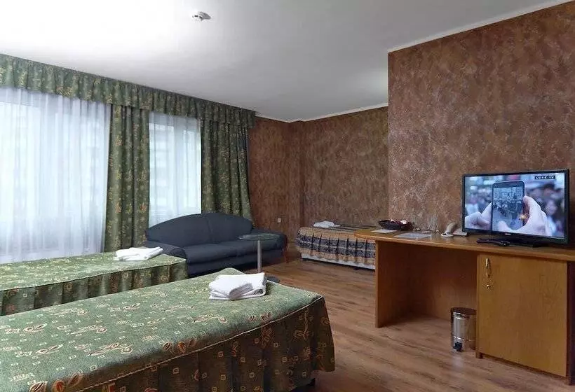 Fotos del hotel Akord:  16