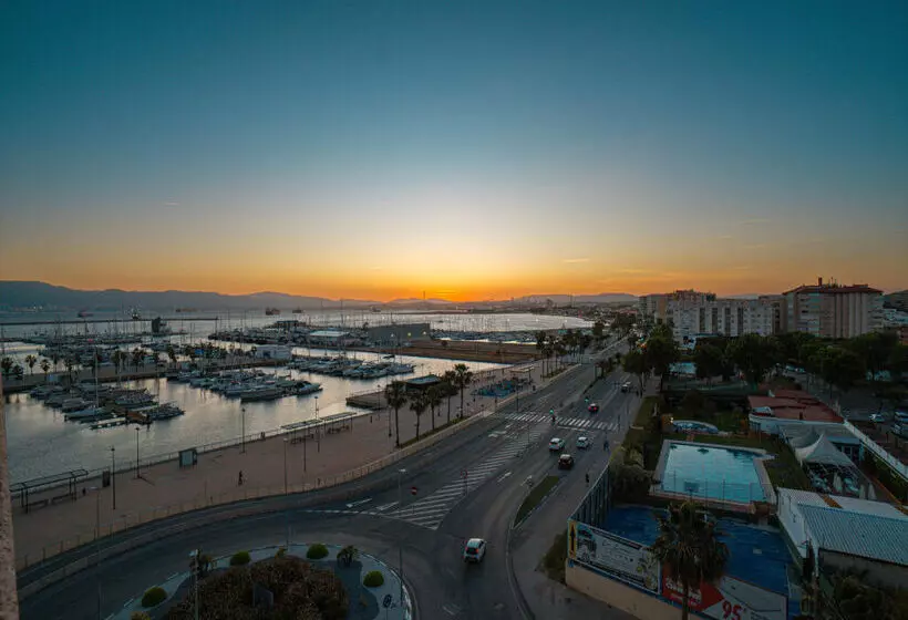 Fotos del hotel Ohtels Campo De Gibraltar:  19