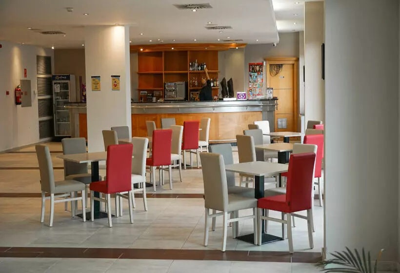 Fotos del hotel Ohtels Campo De Gibraltar:  27