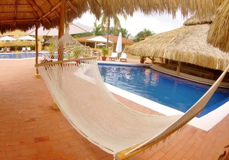 Fotos del hotel Plaza Tucanes:  7