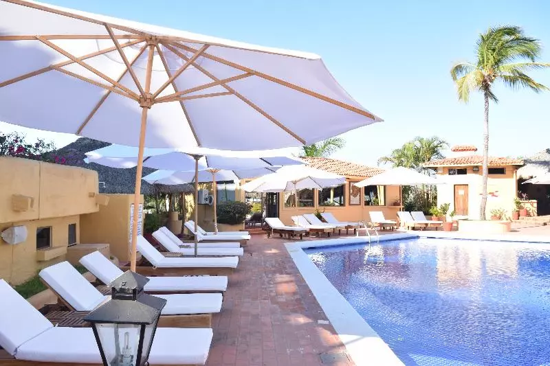 Fotos del hotel Plaza Tucanes:  4