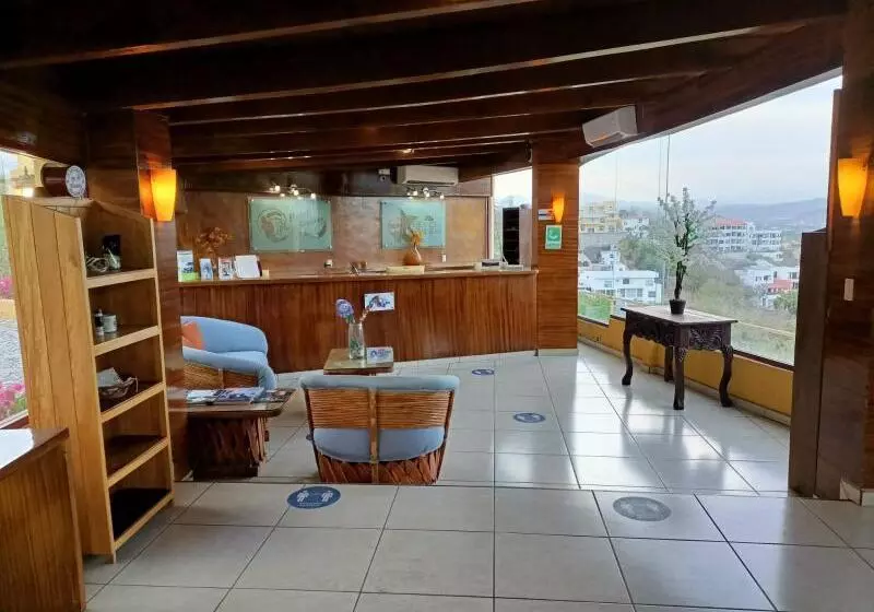 Fotos del hotel Plaza Tucanes:  2