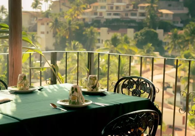 Fotos del hotel Plaza Tucanes:  5