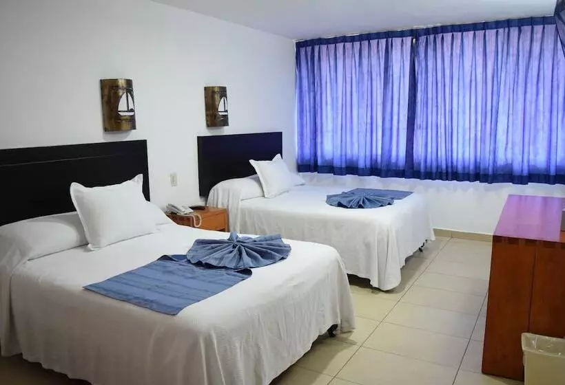 Fotos del hotel Costa De Oro Beach:  21