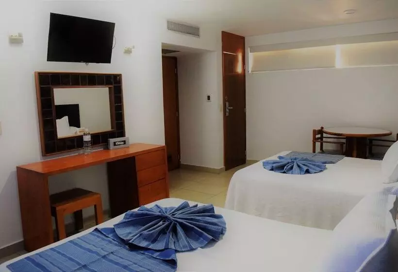 Fotos del hotel Costa De Oro Beach:  19