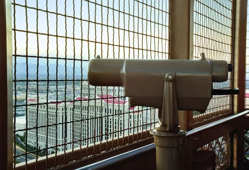 Fotos del hotel Paris Las Vegas Hotel & Casino:  8