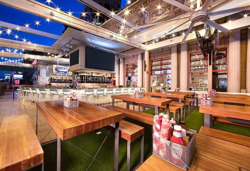 Fotos del hotel Paris Las Vegas Hotel & Casino:  4