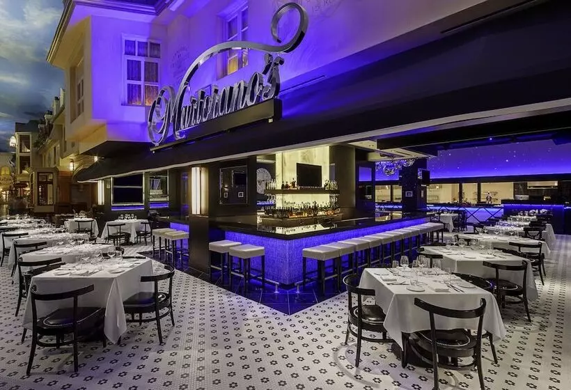 Fotos del hotel Paris Las Vegas Hotel & Casino:  10