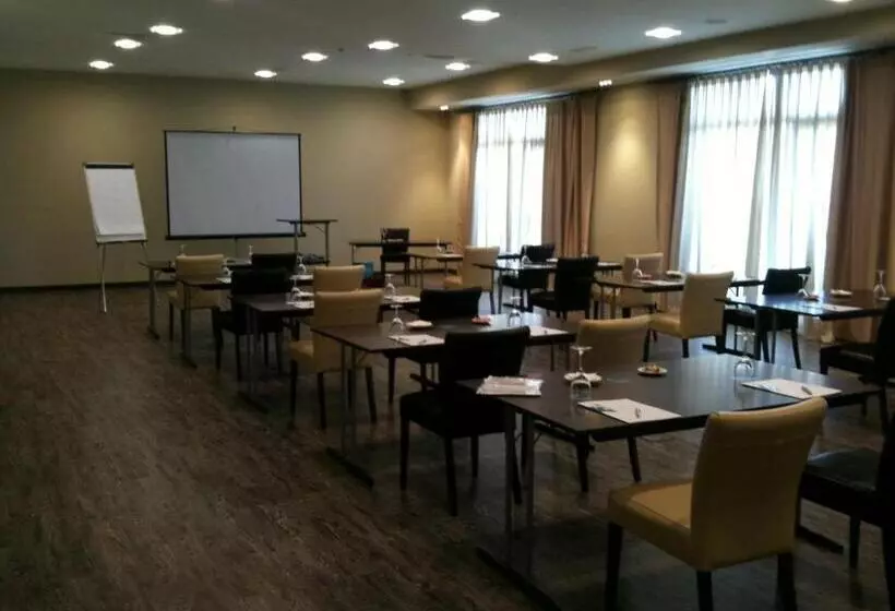 Fotos del hotel Rusticae  Villa Nazules:  10