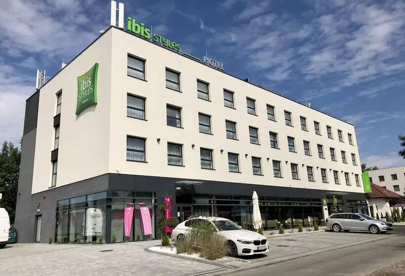Fotos del hotel Ibis Styles Kraków East:  2