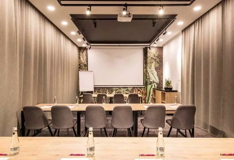 Fotos del hotel Ibis Styles Kraków East:  8