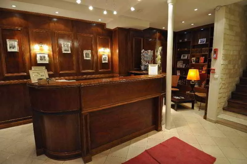 Fotos del hotel Pavillon De Montmartre:  2