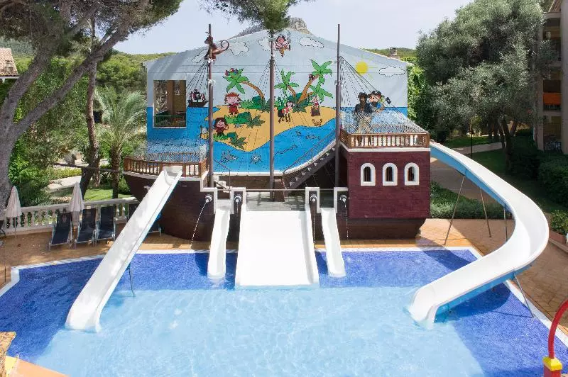 Fotos del hotel Zafiro Park Cala Mesquida:  11