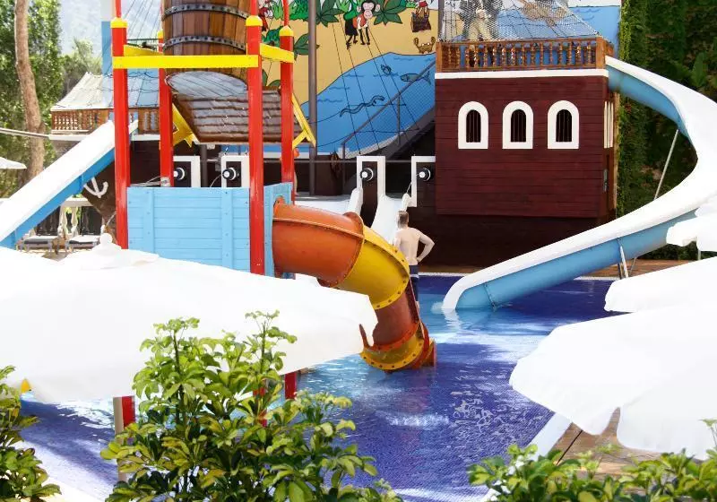 Fotos del hotel Zafiro Park Cala Mesquida:  17